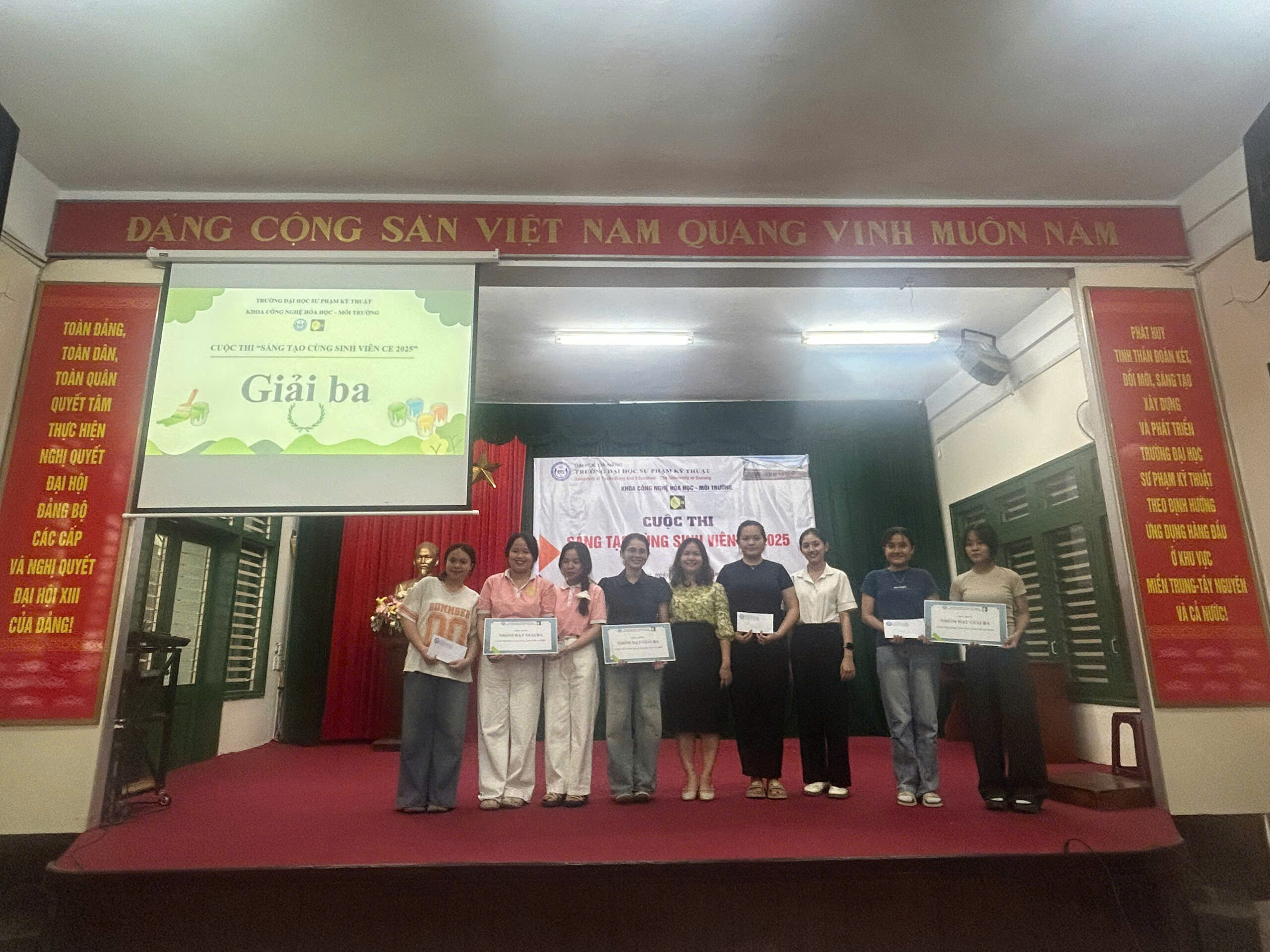 Giải ba