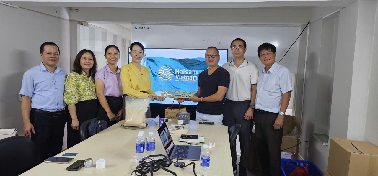 Z6901483023688 c8c64f4d834bd4e004f072da51649b2a